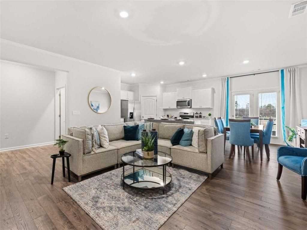 2457 Bayberry St - Photo 6 of 22