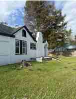 featured image of 4809 Longfellow Dr