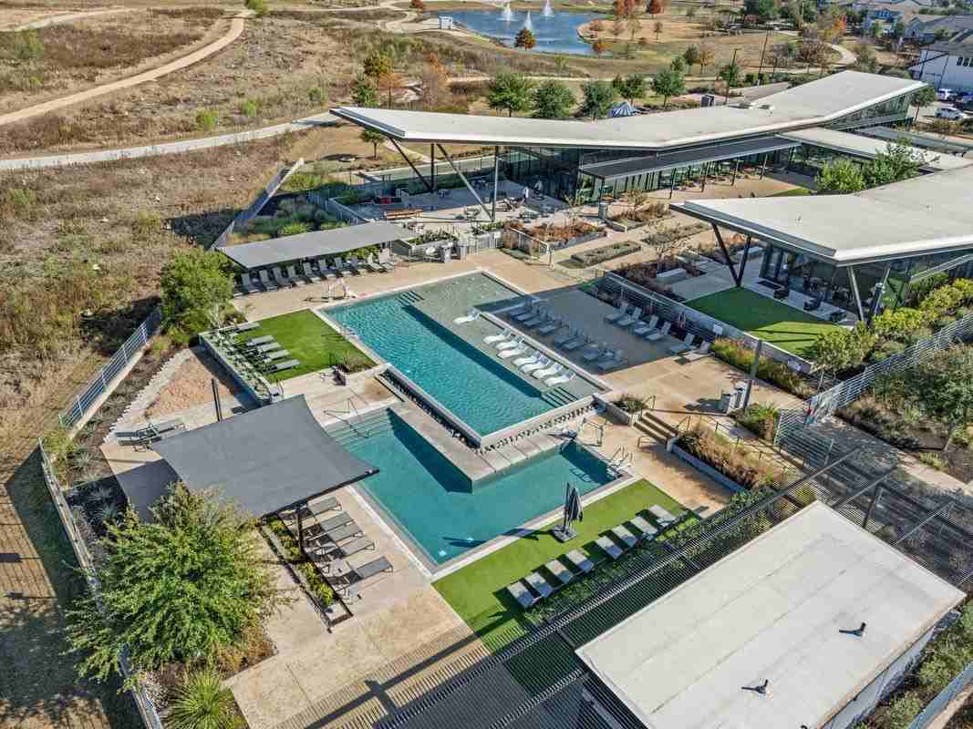 7116 Silver Star Ln ##75 - Photo 4 of 34