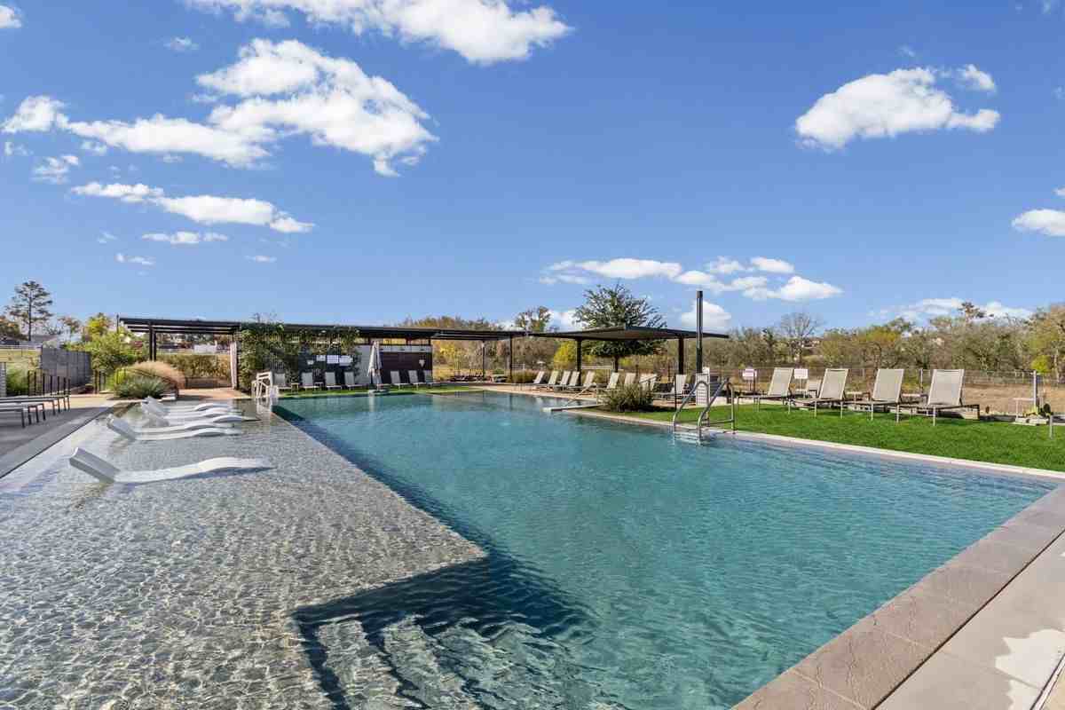 7116 Silver Star Ln ##75 - Photo 5 of 34