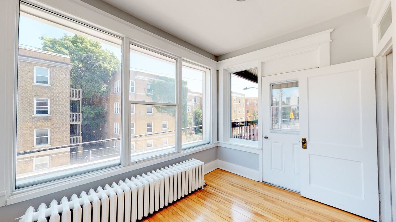 Holbrook Apartments - Photo 3 of 27