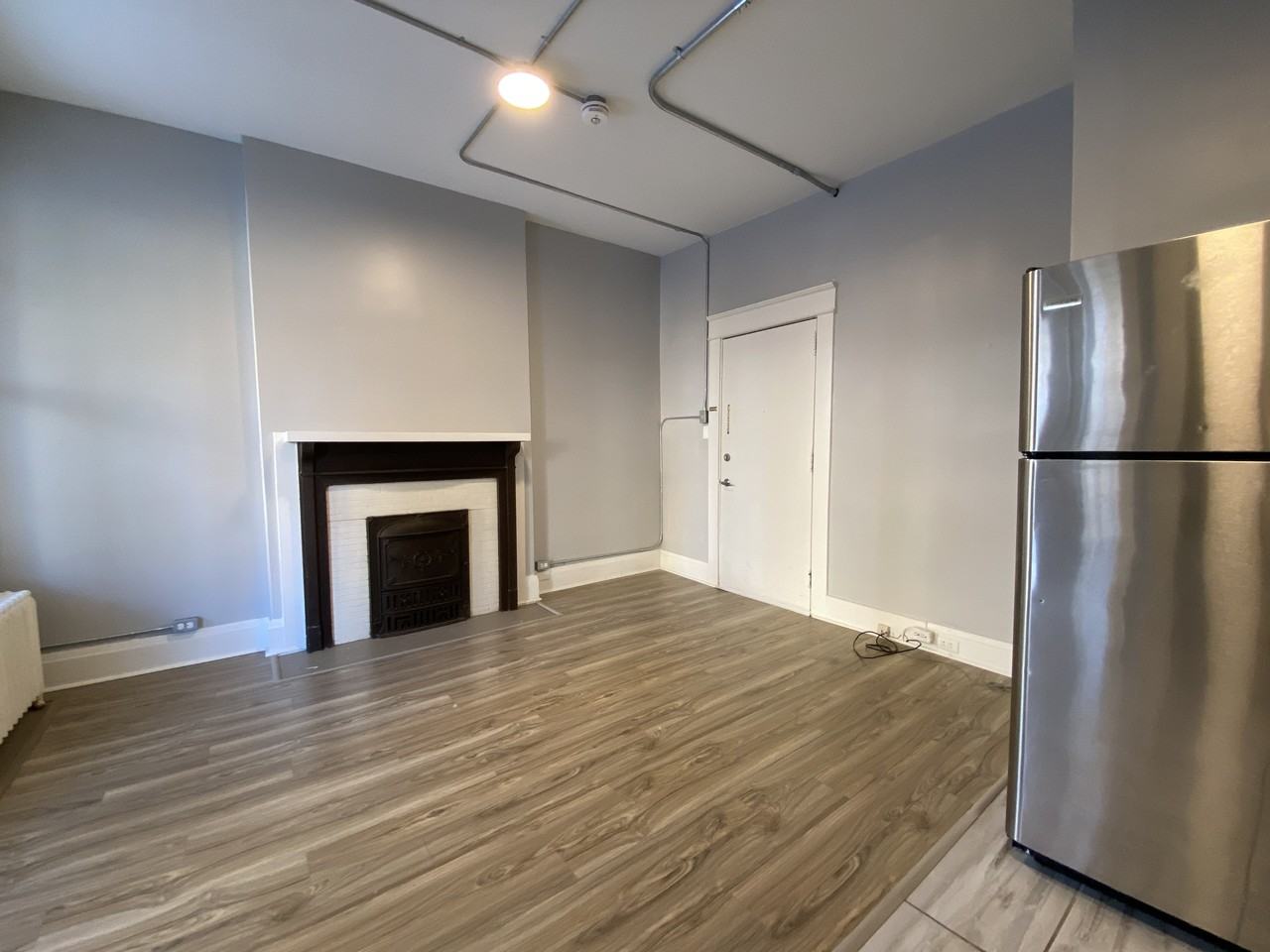 Holbrook Apartments - Photo 6 of 27