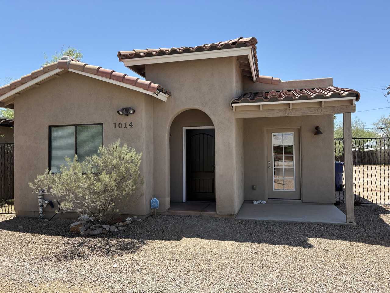 1014 E Linden St #NA - Photo 2 of 28