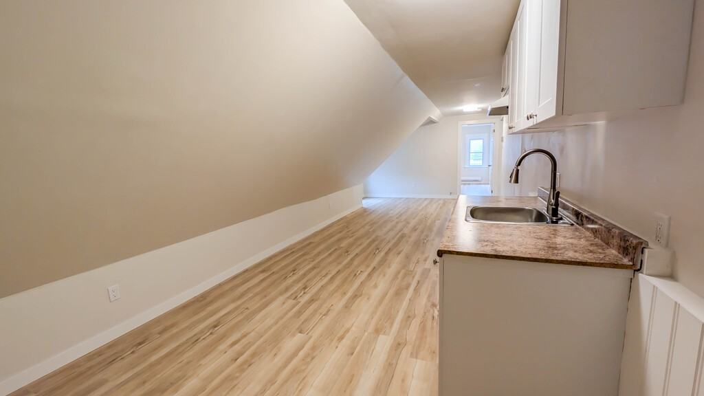 67 Seventh St - Photo 2 of 22