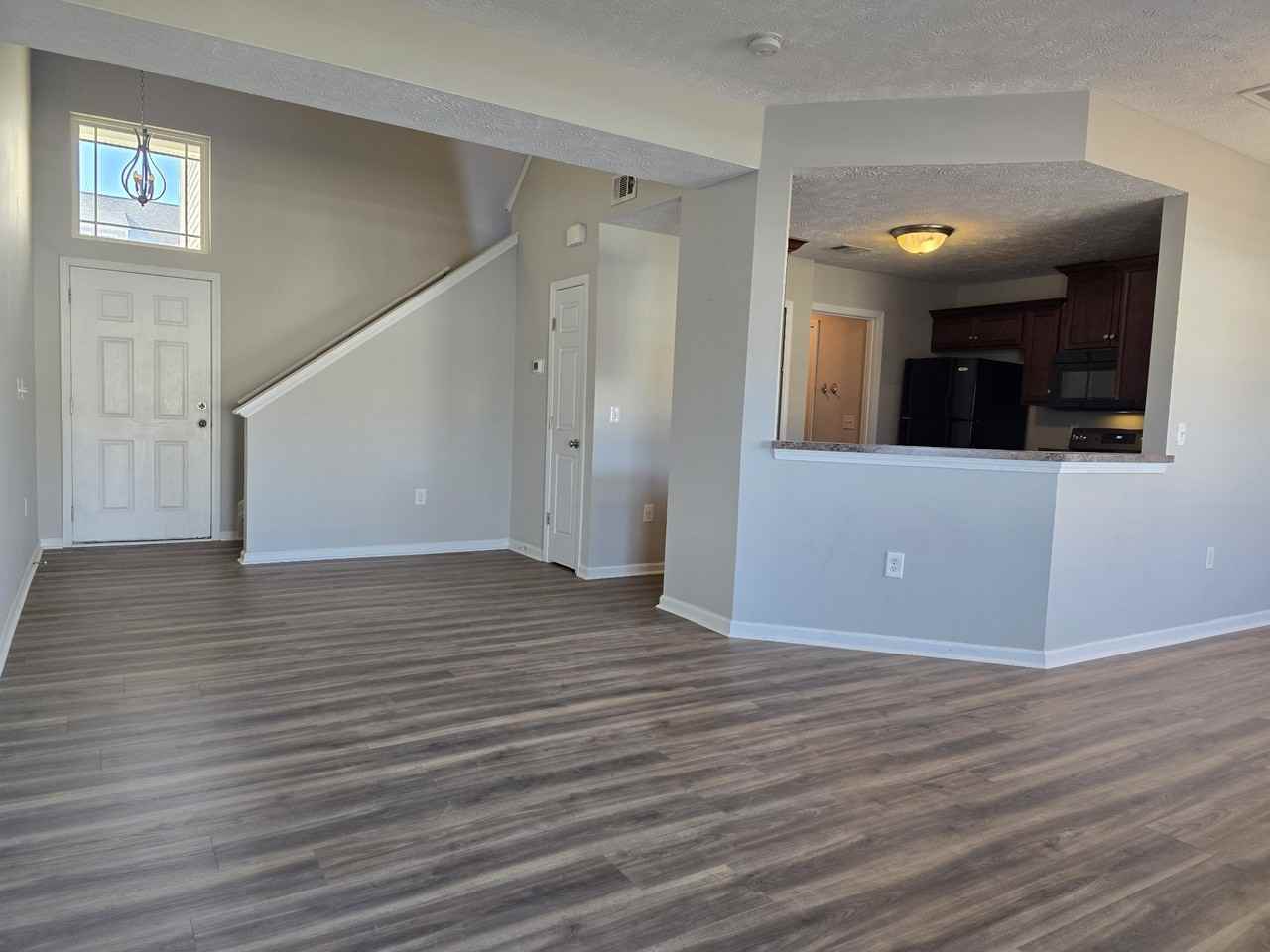 1073 Somerset Springs Dr #1 - Photo 3 of 10