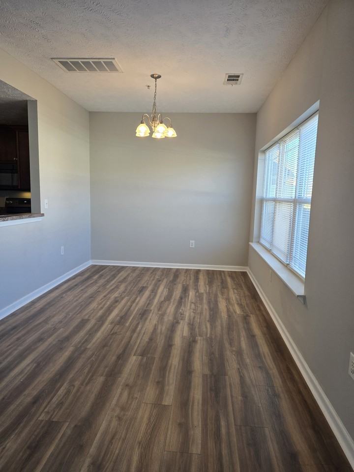 1073 Somerset Springs Dr #1 - Photo 5 of 10