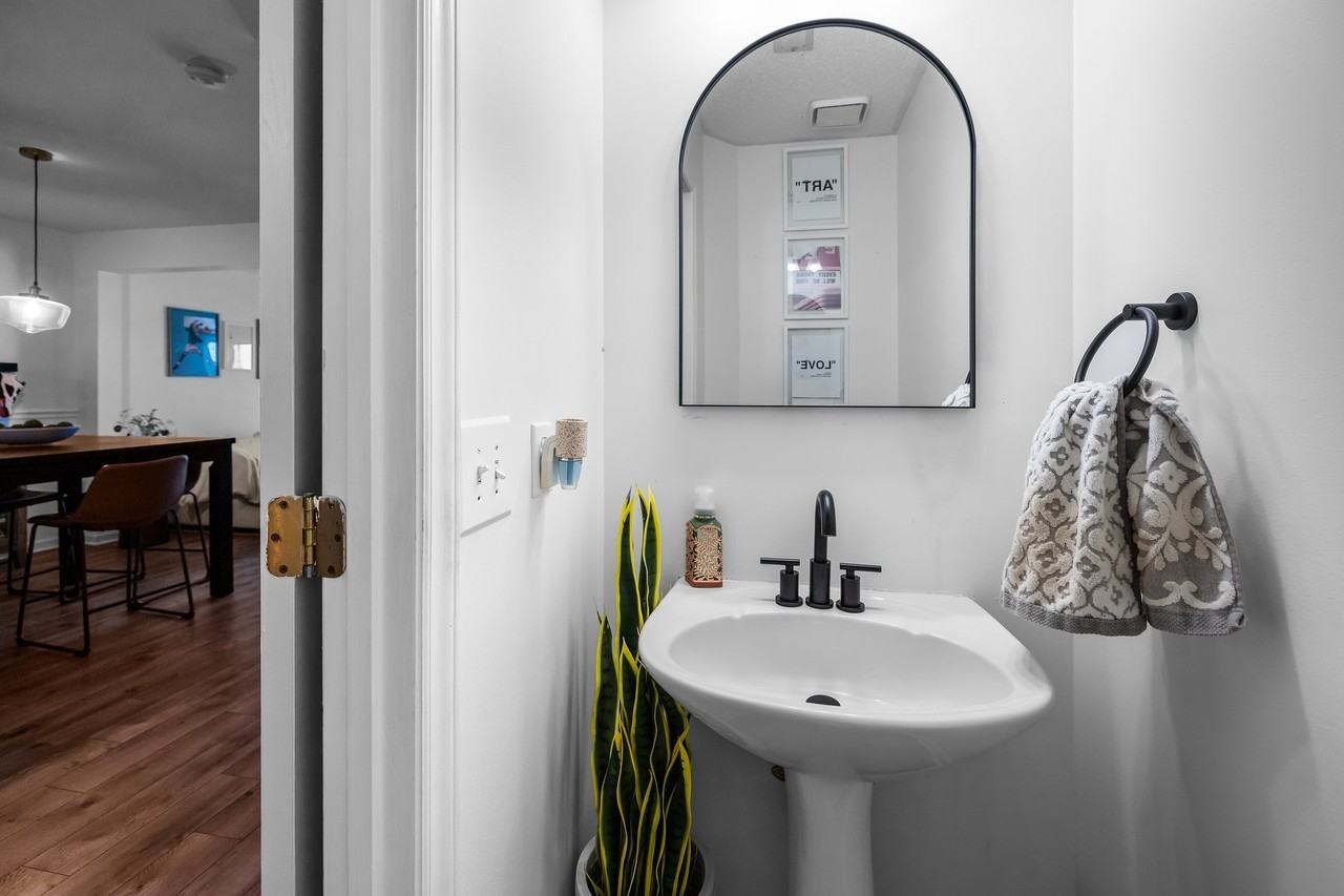 1258 Maple Shade Ln #NA - Photo 4 of 18