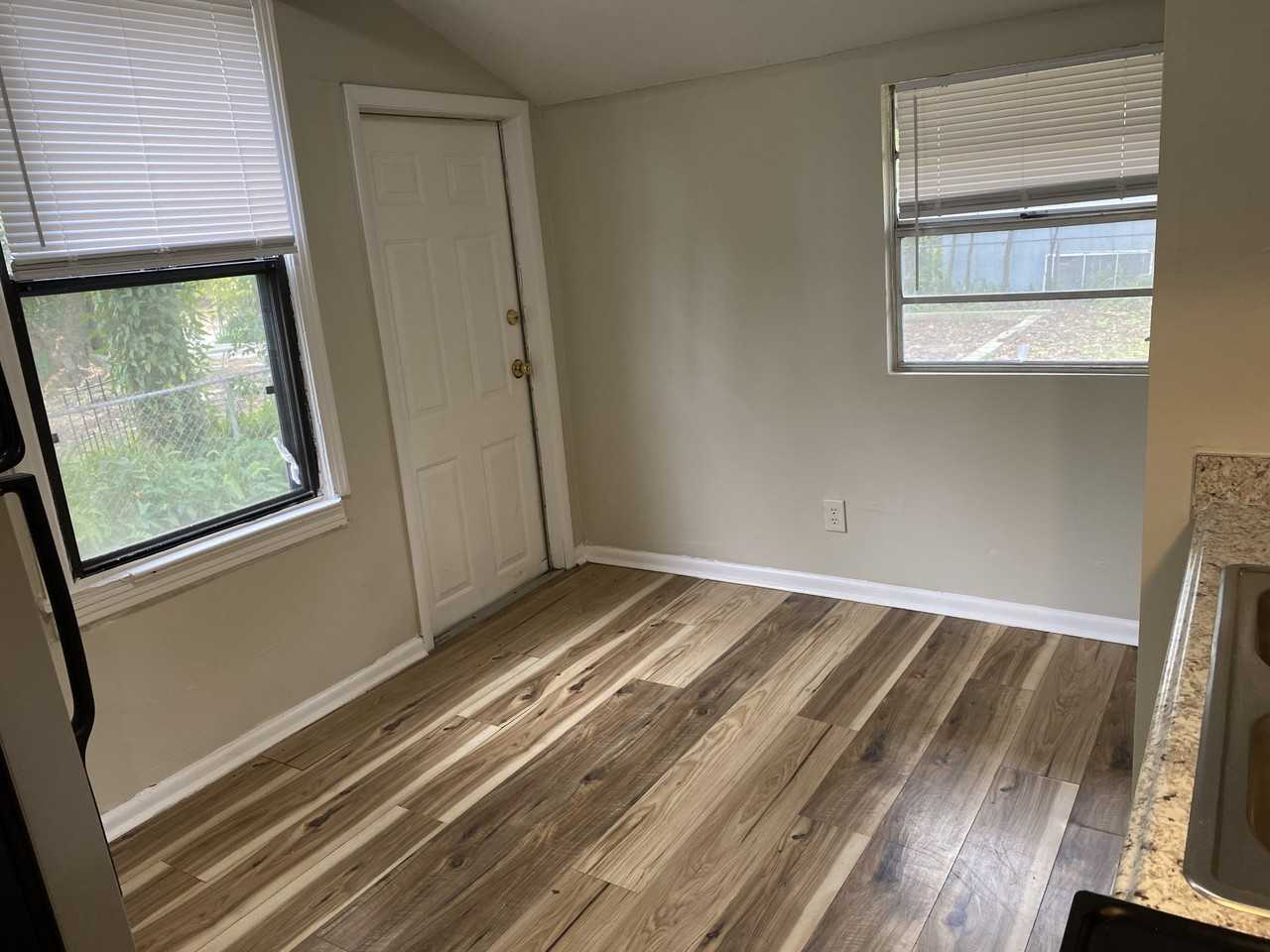 2046 W 17th St #NA - Photo 7 of 17