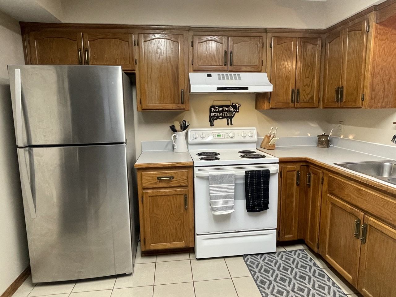 408 Summerset Dr #B - Photo 3 of 19