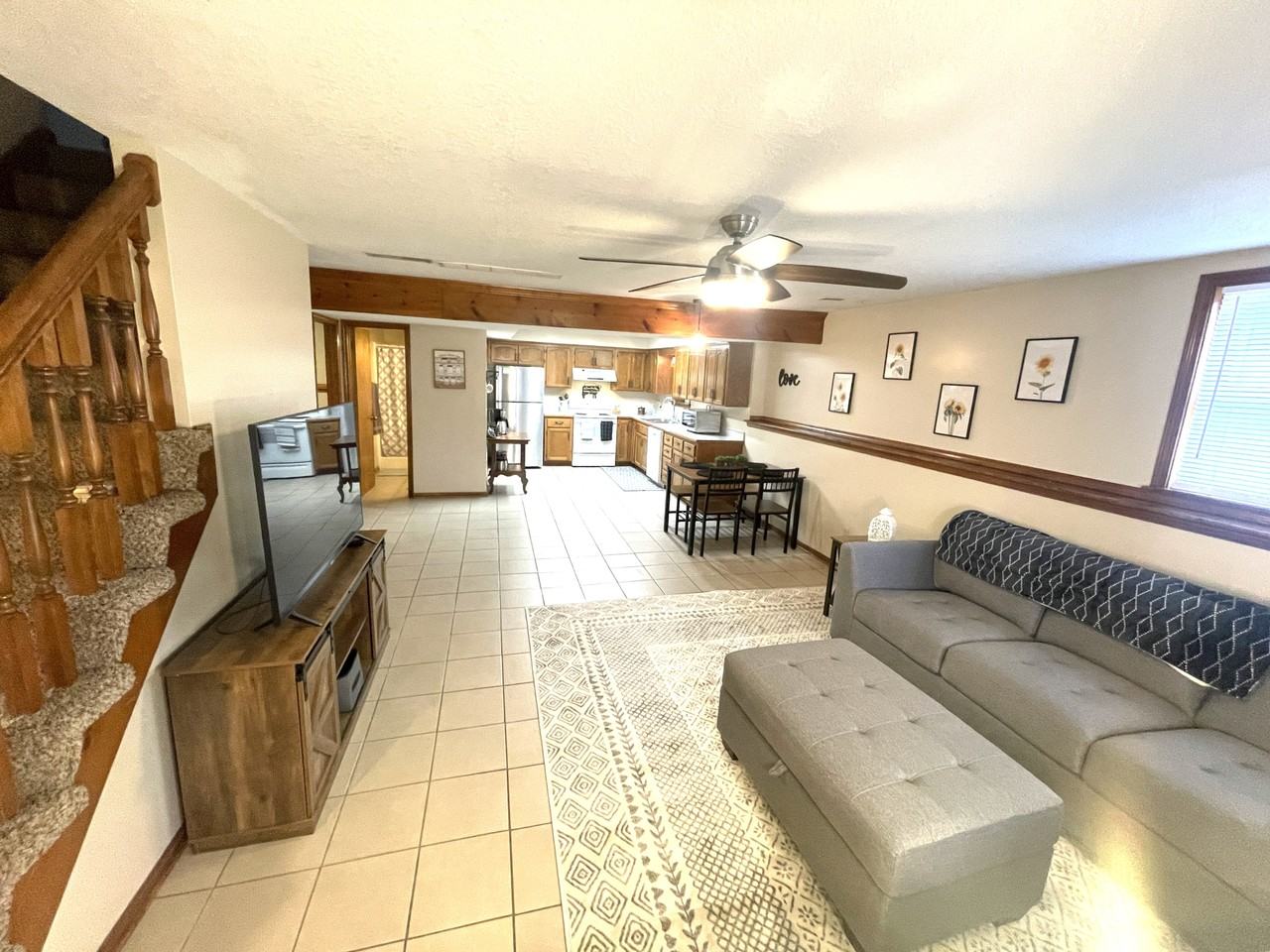 408 Summerset Dr #B - Photo 6 of 19