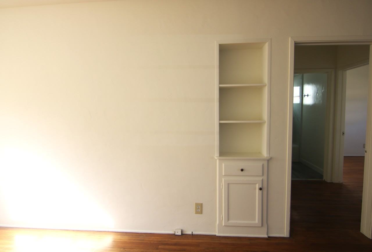 507 S Verdugo Rd #NA - Photo 4 of 12