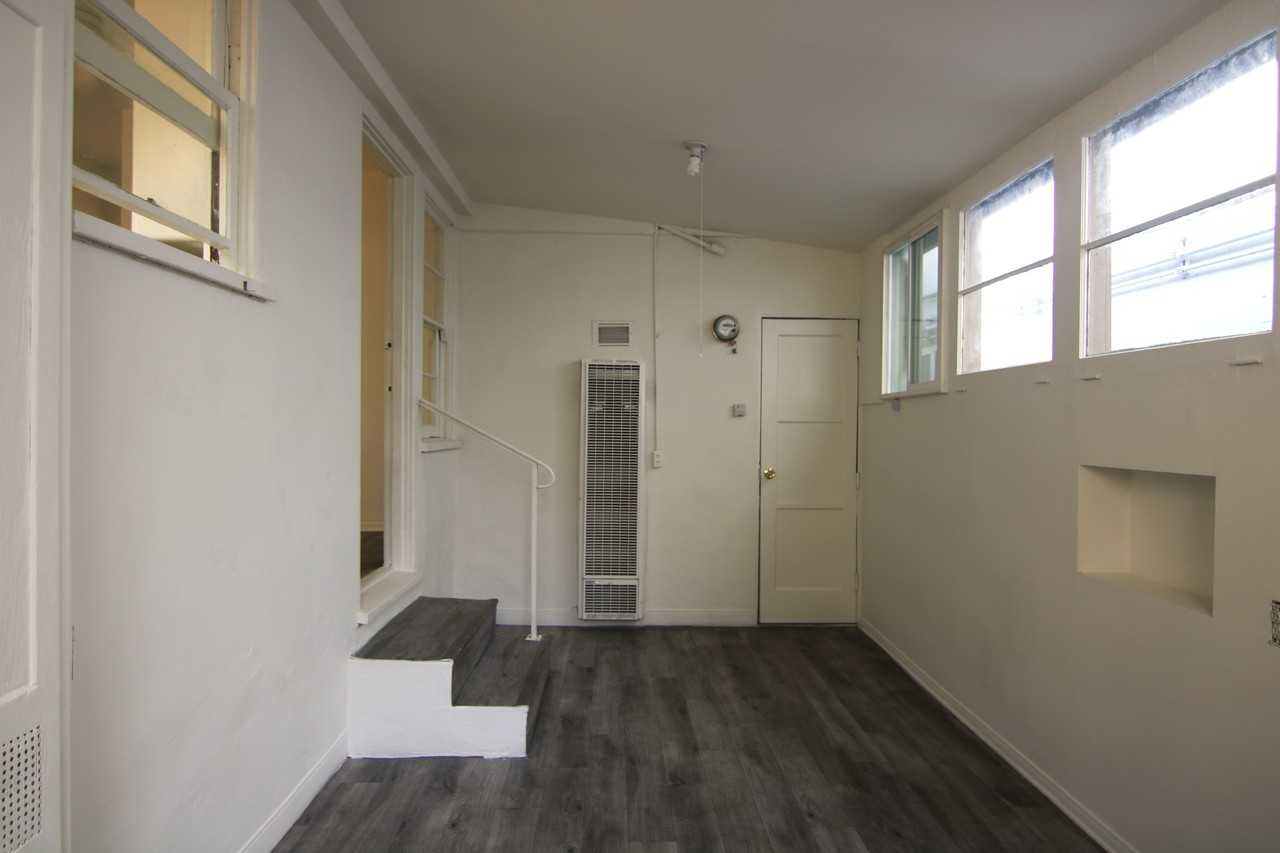 507 S Verdugo Rd #NA - Photo 7 of 12