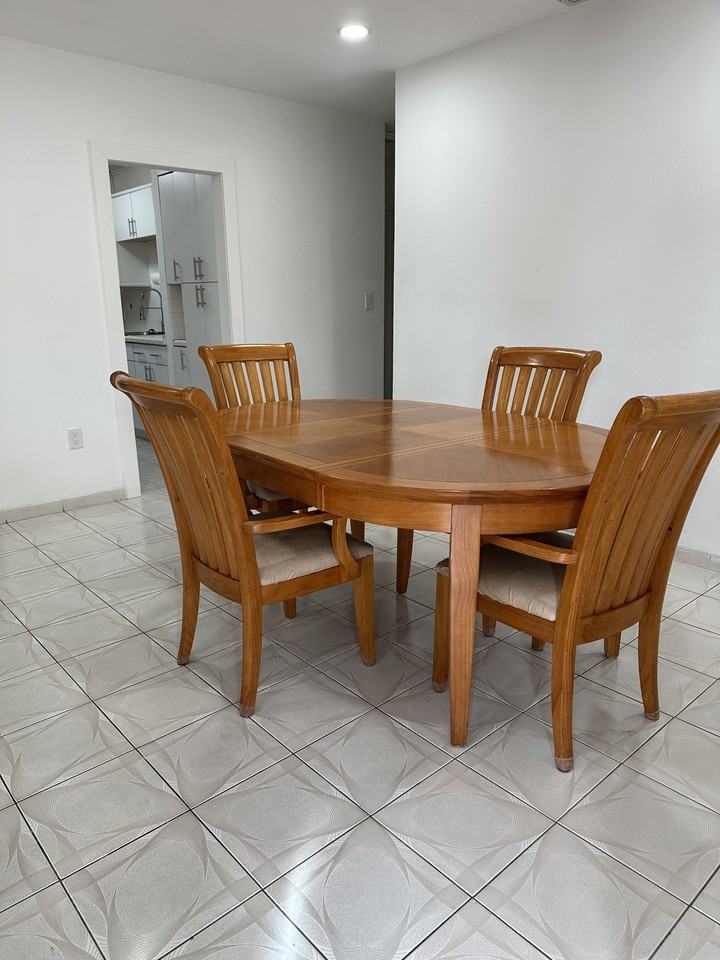 811 Ne 2nd Pl #NA - Photo 3 of 32