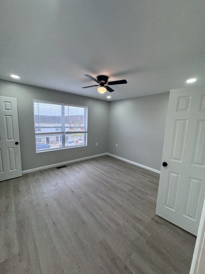 598 State Route 716 #598 - Photo 5 of 7