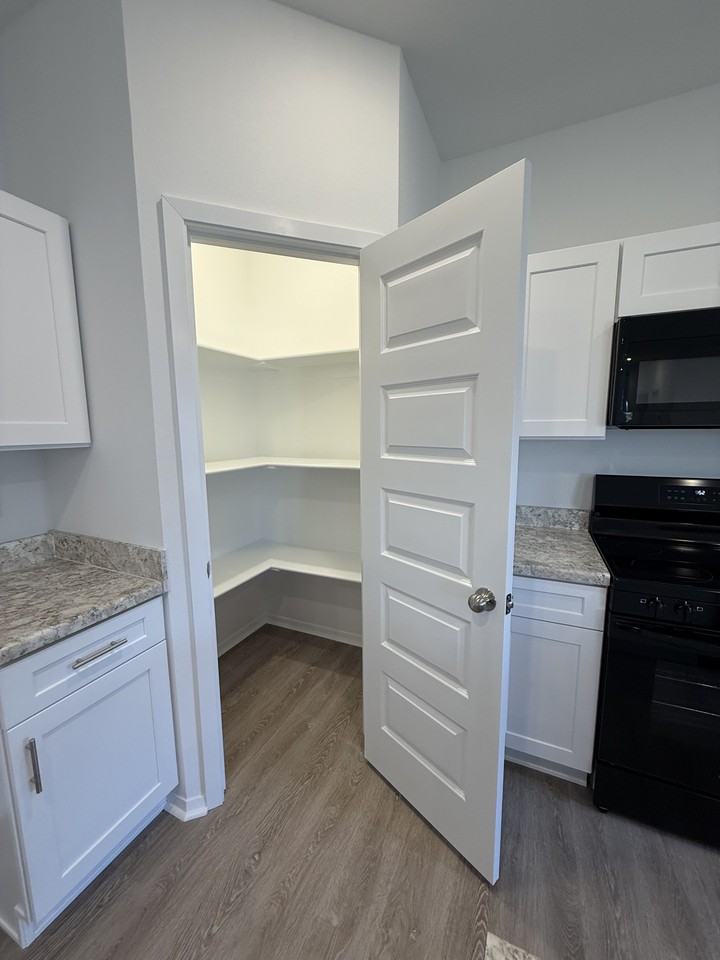 6716 Sw Memphis Ave #6716 - Photo 2 of 16