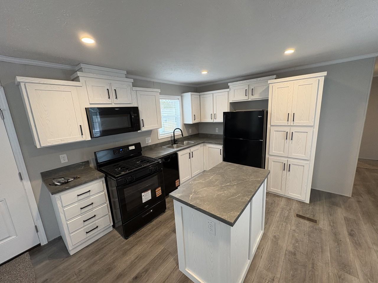 8925 Beechwood Dr #NA - Photo 3 of 11