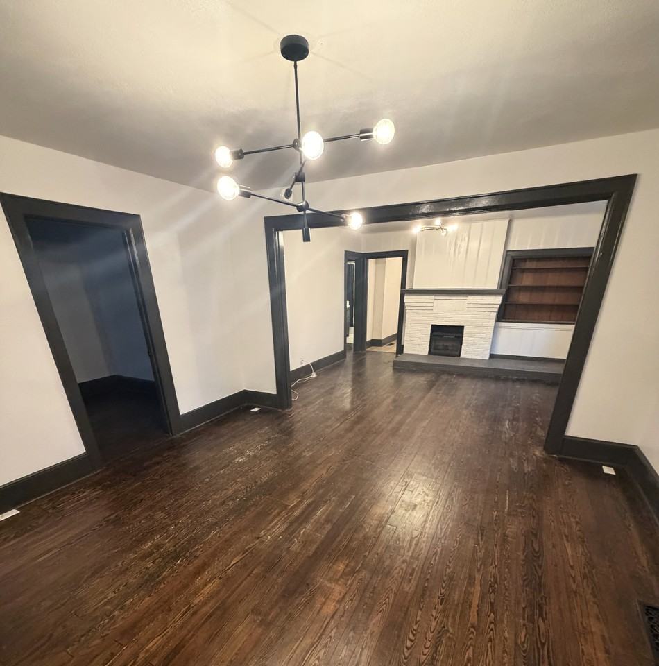 4910 Saint Elmo Ave - Photo 6 of 16