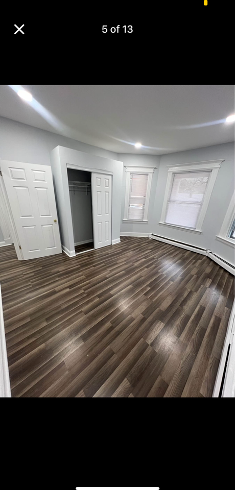 479 Edgewood St #1 - Photo 6 of 12