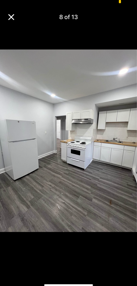 479 Edgewood St #1 - Photo 7 of 12