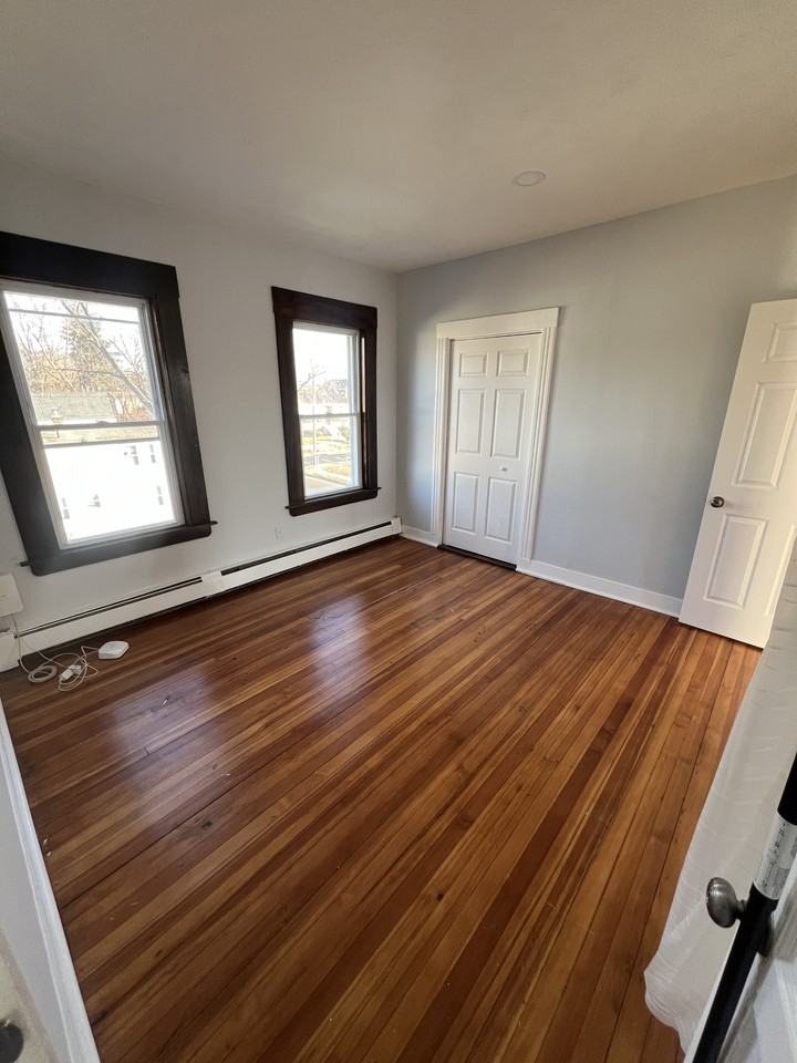 283 Martin St #3 - Photo 2 of 10