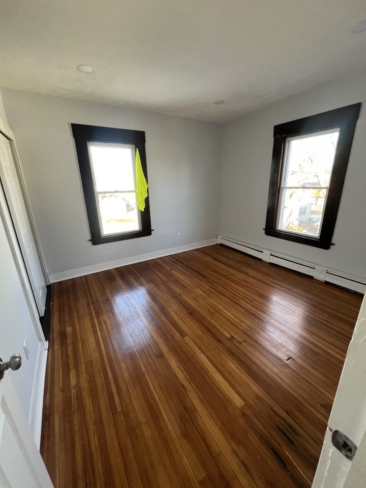 283 Martin St #3 - Photo 4 of 10