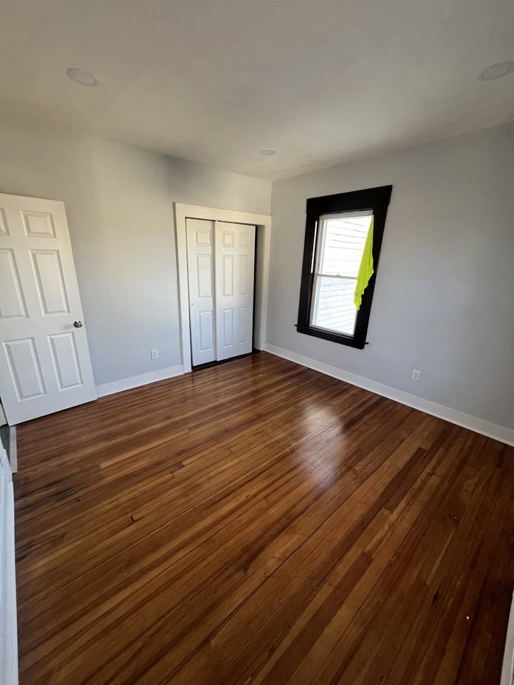 283 Martin St #3 - Photo 6 of 10