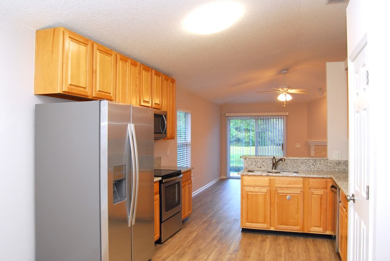 1186 Waterfall Dr #NA - Photo 4 of 9