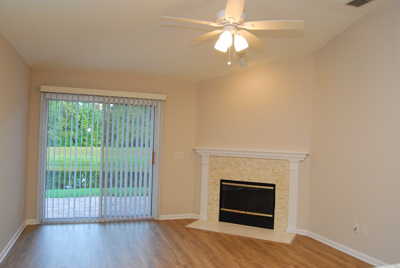 1186 Waterfall Dr #NA - Photo 5 of 9