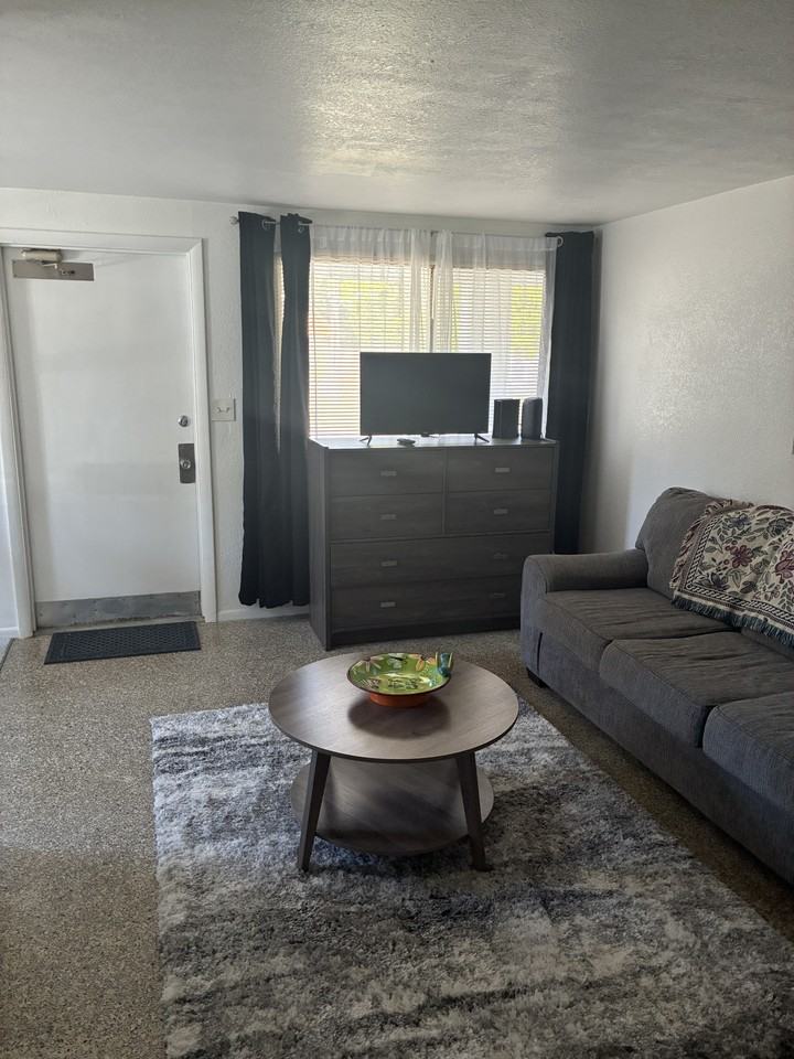 5250 99th Ter N #NA - Photo 4 of 17