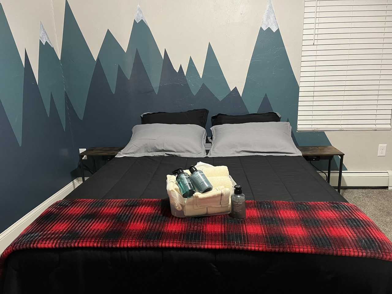 2866 Elm Ave #NA - Photo 2 of 10