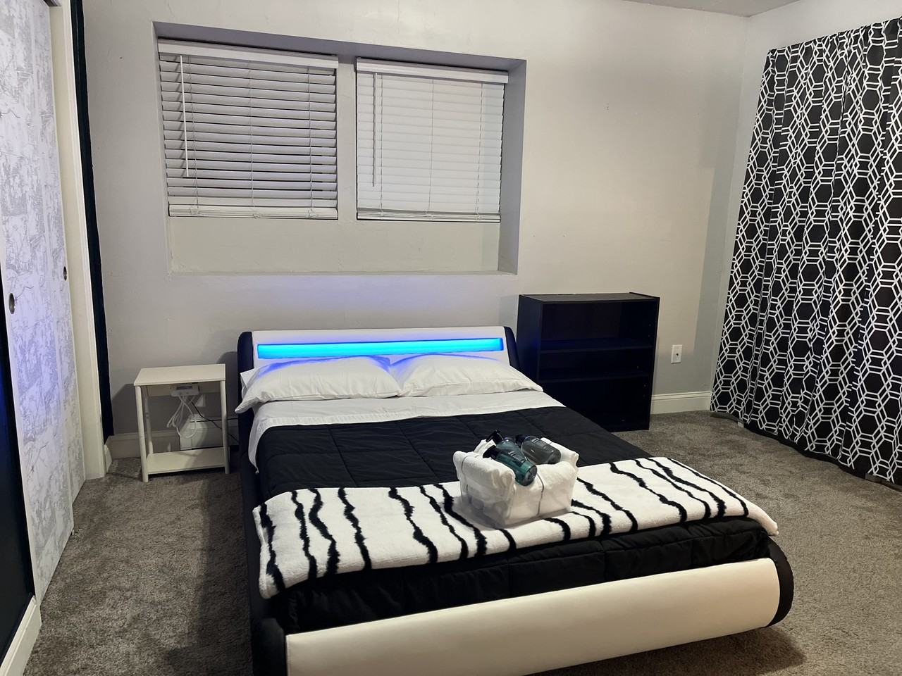 2866 Elm Ave #NA - Photo 3 of 10