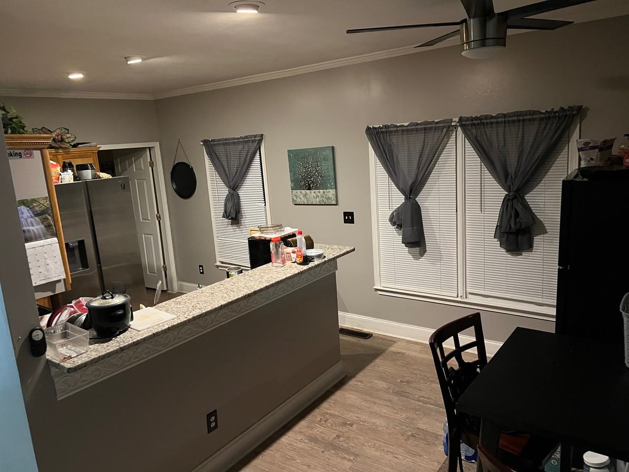 889 Beckwith St Sw #NA - Photo 6 of 11