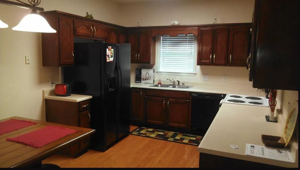 813 Halstead Ct Se #NA - Photo 7 of 14