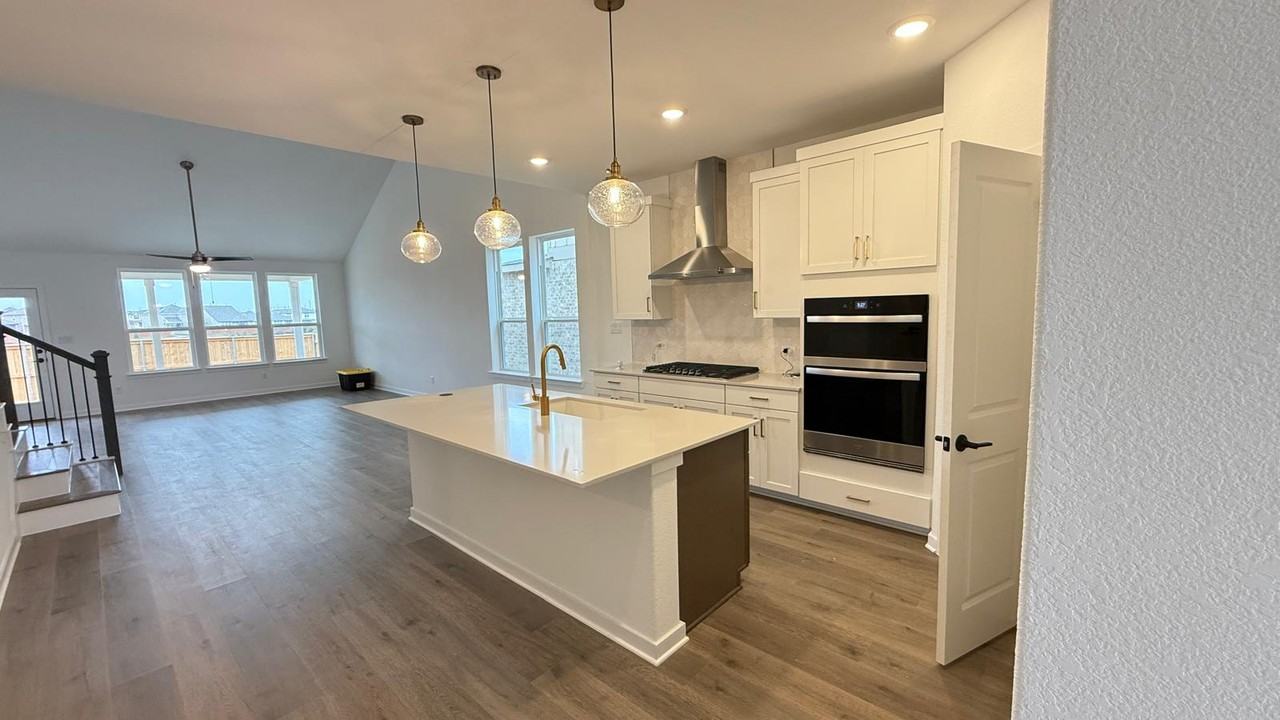 597 Rubber Tree Way #NA - Photo 6 of 24