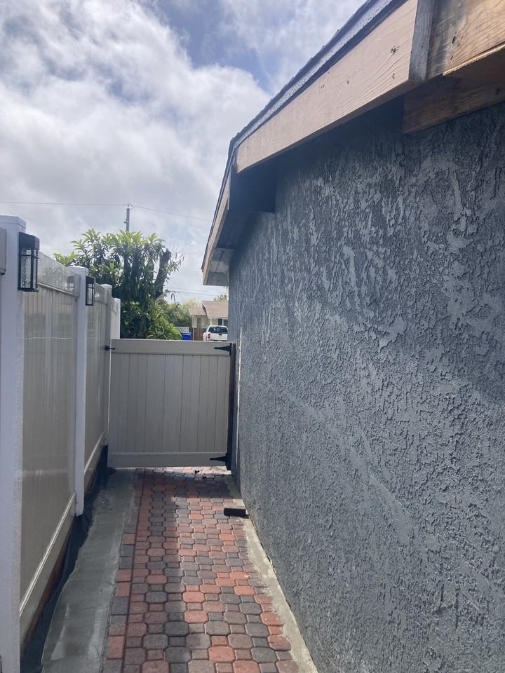 5426 Denver St Apt B #NA - Photo 4 of 8