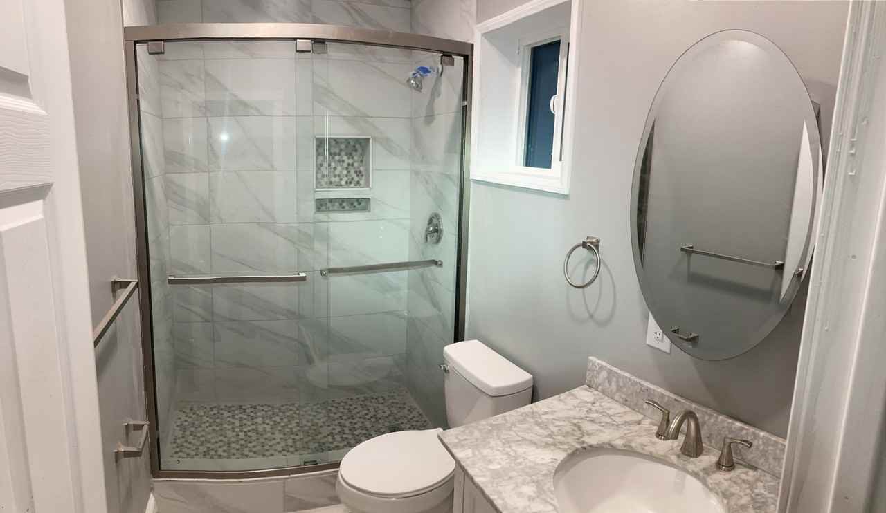 5426 Denver St Apt B #NA - Photo 2 of 8