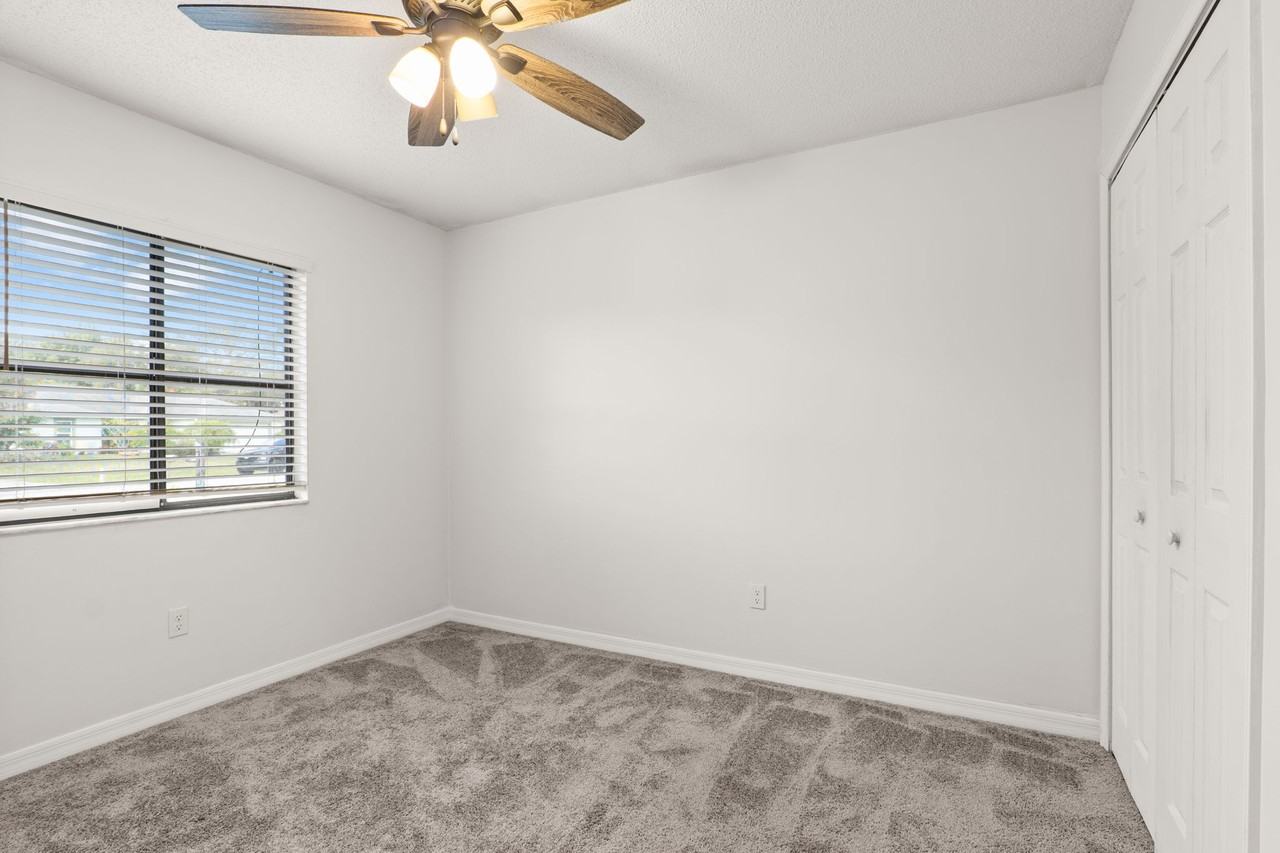 801 Young Ave Nw #NA - Photo 2 of 32