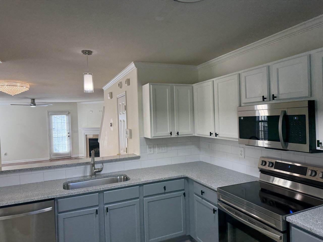 2809 Fountaingrass Ln #NA - Photo 4 of 27