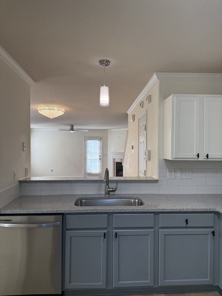 2809 Fountaingrass Ln #NA - Photo 5 of 27