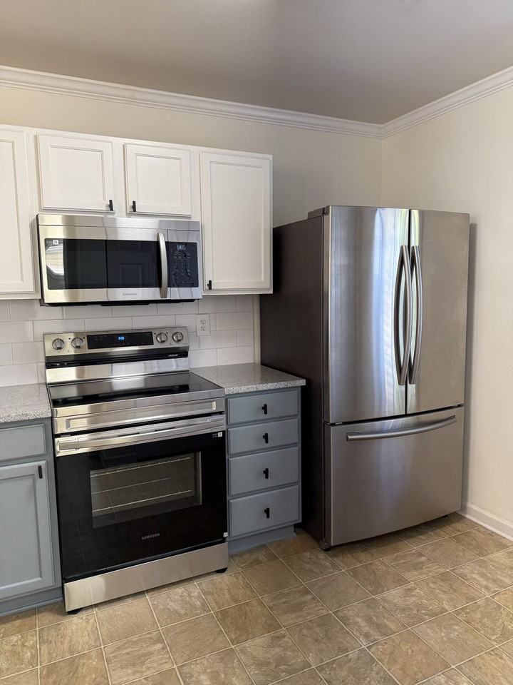 2809 Fountaingrass Ln #NA - Photo 7 of 27