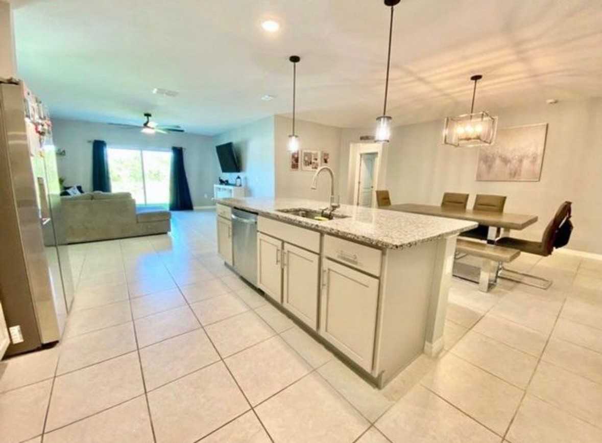 708 Corbin Cir Sw #NA - Photo 2 of 13