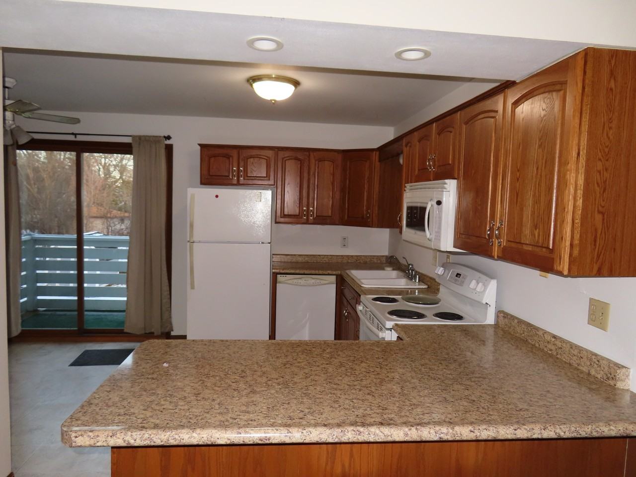 5221 W Loomis Rd #5221 - Photo 5 of 20