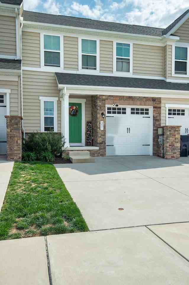 351 Goodwick Dr #1 - Photo 3 of 25