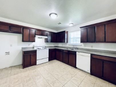 473840 E 1117 Rd #1 - Photo 4 of 9