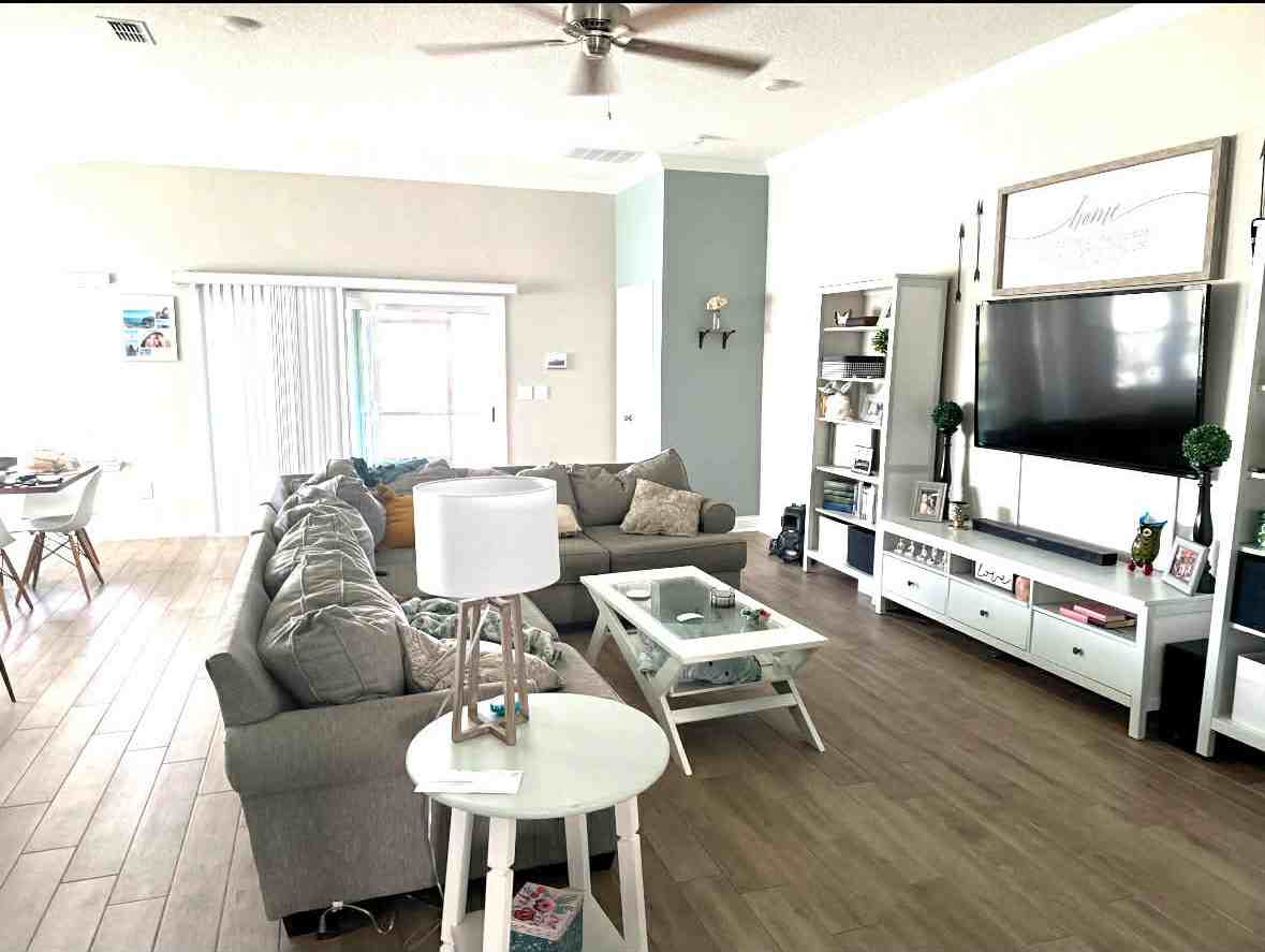 50 Narvarez Ave #NA - Photo 2 of 10