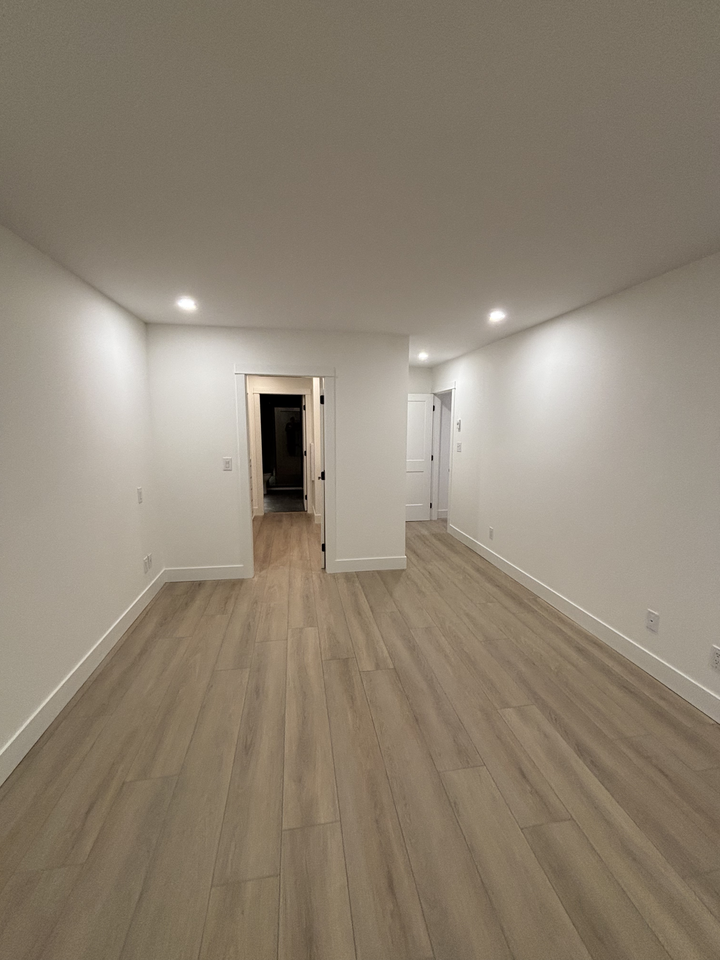 19835 64 Avenue #316 - Photo 5 of 10