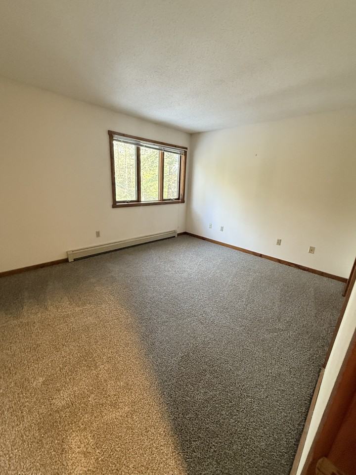 Edgewood Ln #19A - Photo 5 of 14