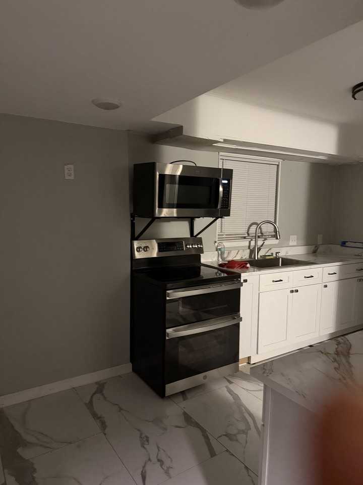 510 W Byrd Blvd #512 - Photo 7 of 8