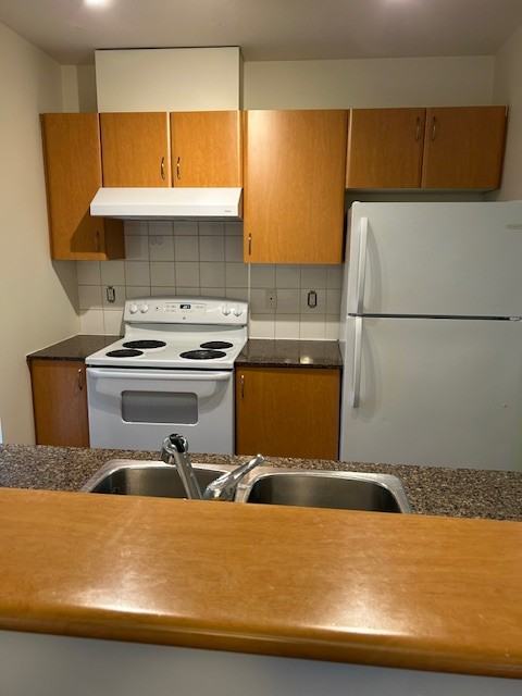 2973 Glen Drive #501 - Photo 4 of 10