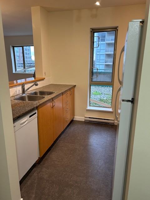 2973 Glen Drive #501 - Photo 5 of 10